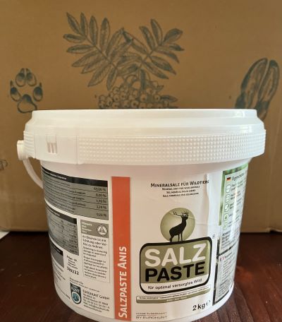 ATTRATTIVO UNGUALTI SALPAST ANICE